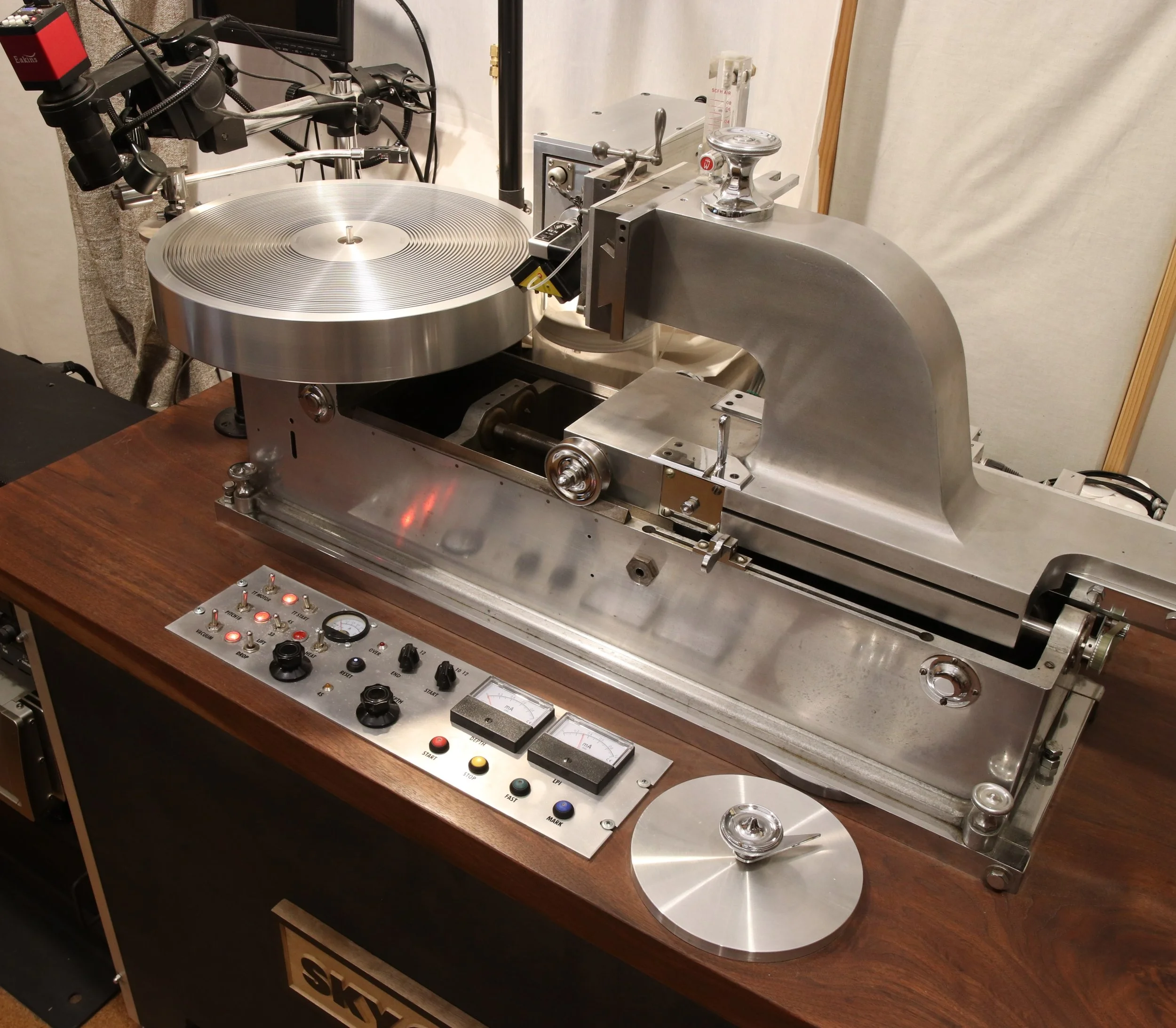 Vinyl Master Lacquer Cuts | Neumann SX74 on a Scully lathe — Sky